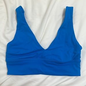 Lululemon align vneck bra, size 8, no pad inserts